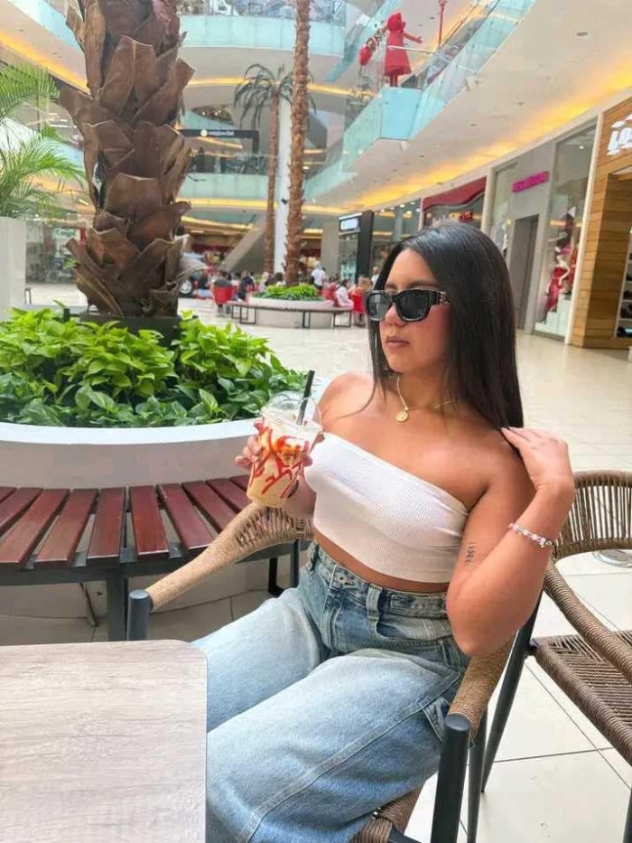 Joven colombianita muy dulce , place total