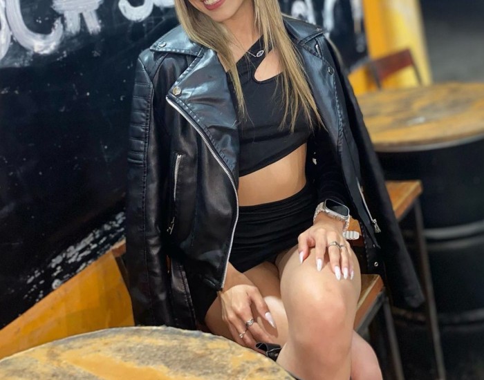 RUBIA LATINA GUAPISIMA 35 AÑOS REGRESO A TU CIUDAD