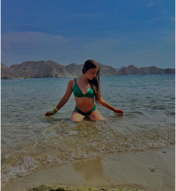 Colombiana joven muy cachonda – Torre del Mar