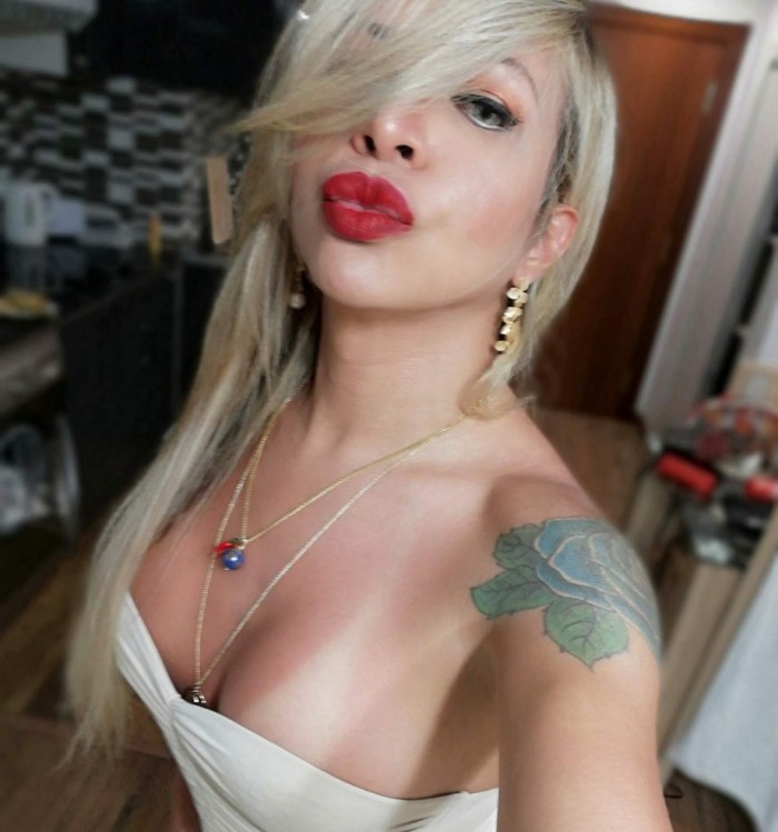 Super guapa transexual en Pozuelo de Alarcón