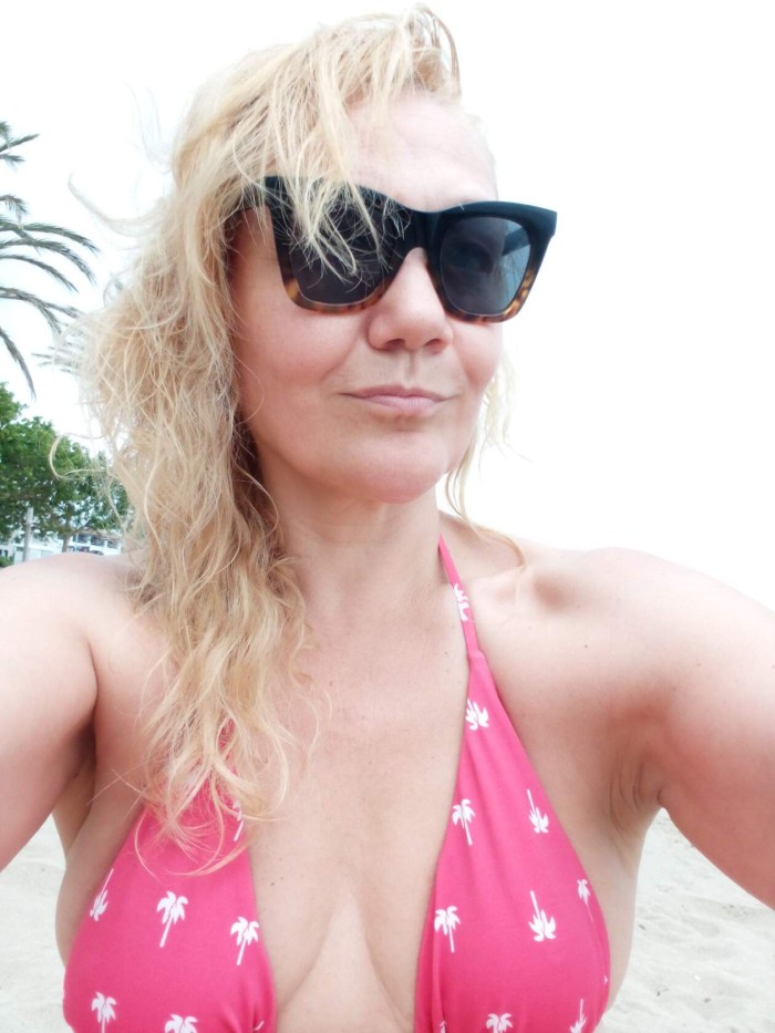 EN EMPURIABRAVA – CARIÑOSA, DULCE Y ELEGANTE