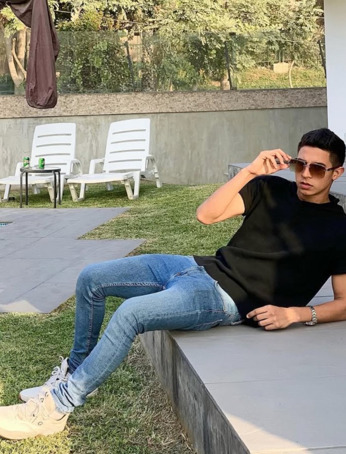 Jovencito sexy y juguetón Patraix para chicos