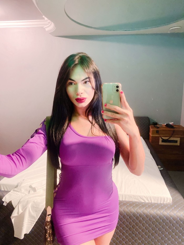 NOVEDAD KELLY MELO BELLEZA SUBLIME 22CM DE PLACER