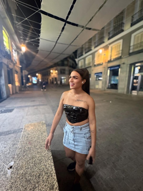 Chica tráns 25 años en Segovia