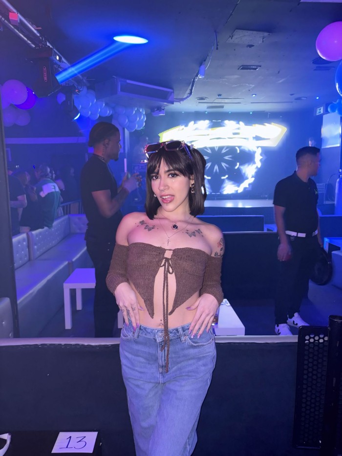 Cachonda jovencita sexy