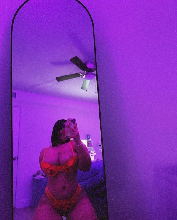 Juli cubana tetona sexo ardiente tetona