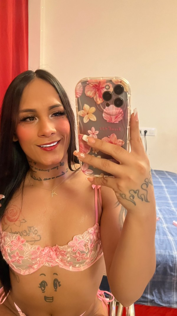 VOLVIÓ TU FAVORITA MI AMOR 24:7