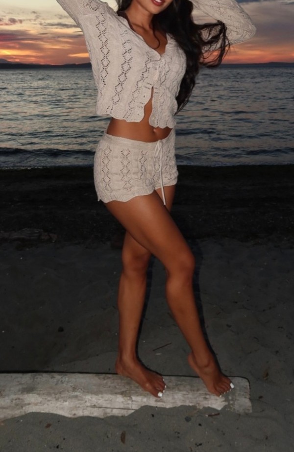 FRANCÉS NATURAL, FIESTITA Y MUCHO MORBO