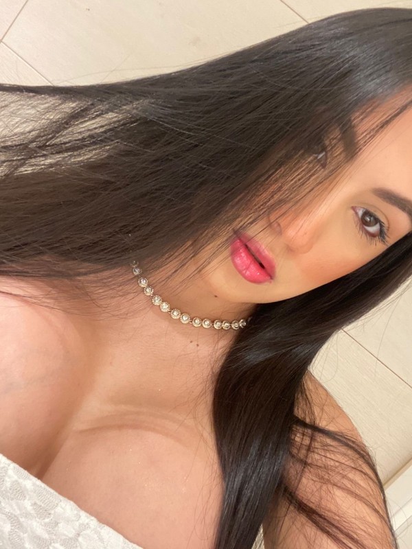 ESPECTACULAR MODELO TEFFYDE LUJO RECIEN LLEGADA
