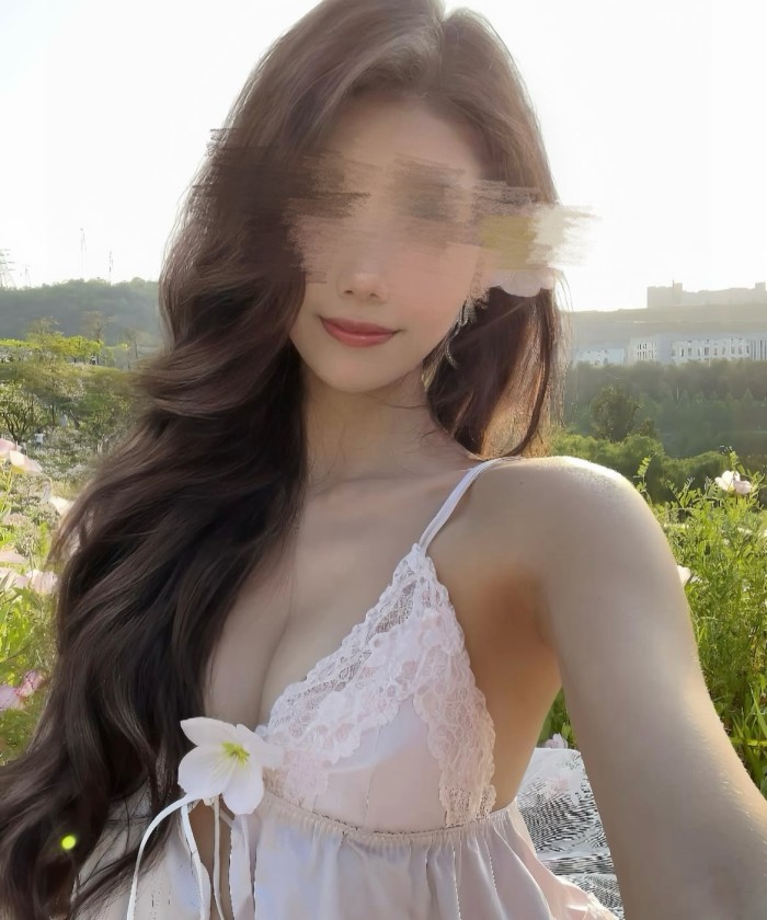 NUEVA BOMBA SEXY DISPUESTA A TODO PARA TI