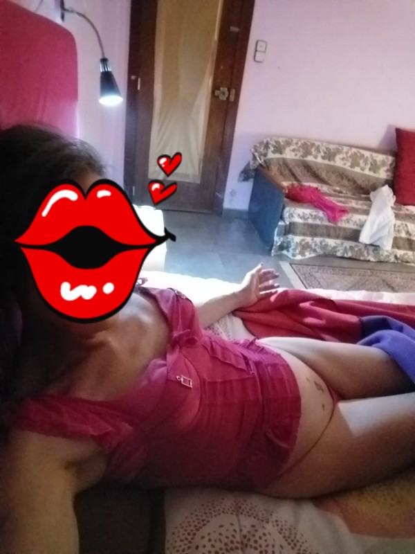 TRANS DELGADITA FEMENINA SEXY