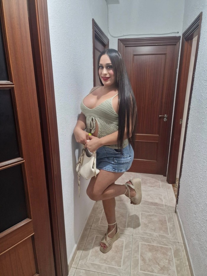 Hola chicos estoy dispuesta a todo solo tu dime