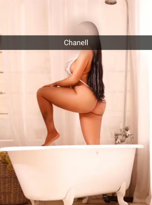 Soy chanell esquisita escorts en lloret fetiches y mas
