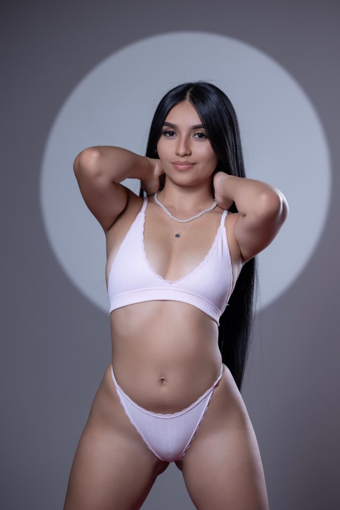 ESCORT VIP MARA BELLEZA Y ELEGANCIA UNICA PARA GUSTOS MUY SELECTOS