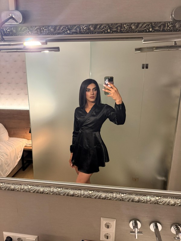 HOLA TU PRINCESA HERMOSA HA LLEGADO A TU CIUDAD