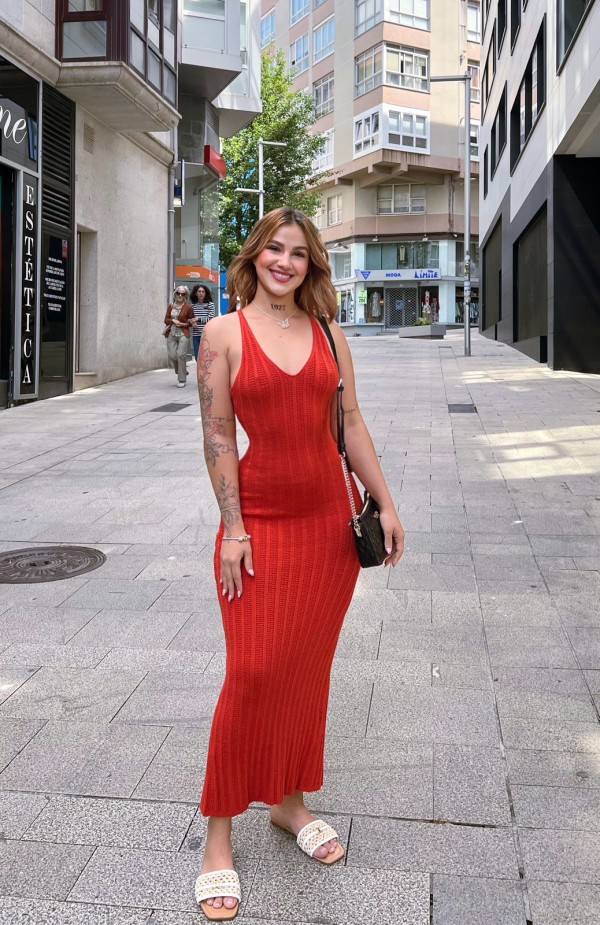 RUBIA NUEVA en tu ciudad JOVENCITA