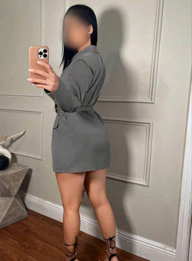 Española joven morbosa ninfóman divertida cariñosa