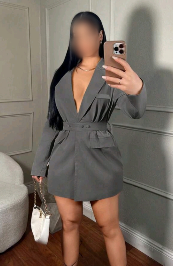 Española joven morbosa ninfóman divertida cariñosa