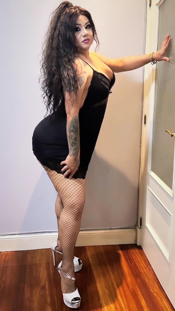 TENGO EL TALADRO PERFECTO PARA PERFORARTE EL OJETE