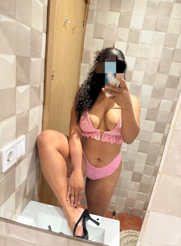 Sofía caliente extrovertida esperando por ti♡