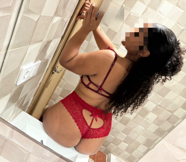 Sofía caliente extrovertida esperando por ti♡