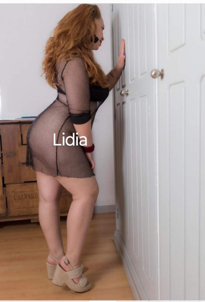 Latina Rellenita tremendo culazo,24 horas