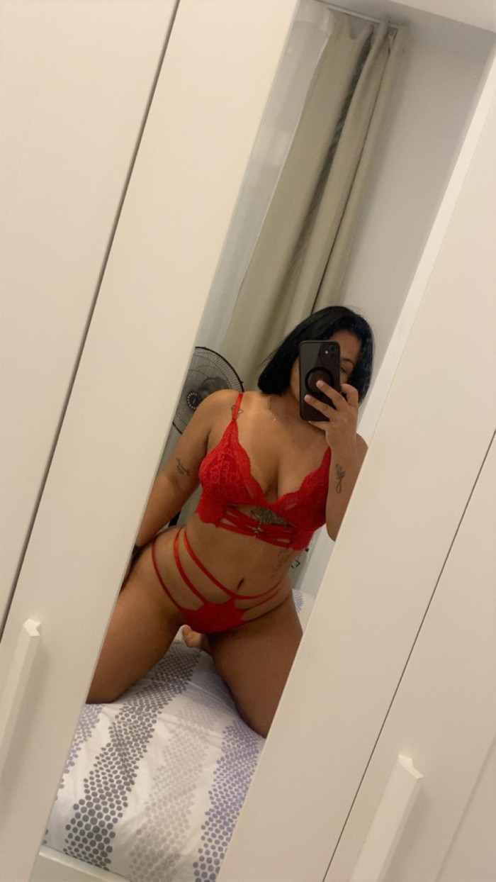 Culona rica con ganas de polla (torrasa)