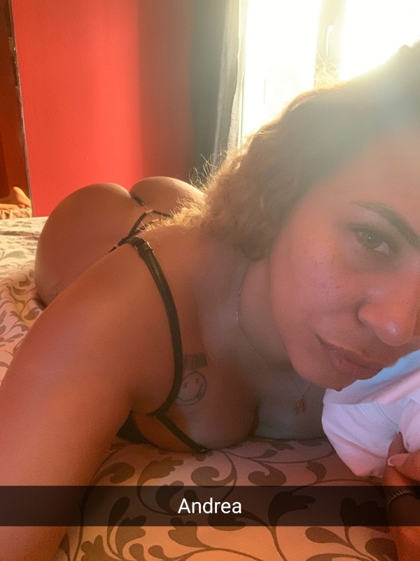 Auténtica escorts irresistible en mi casa o en la