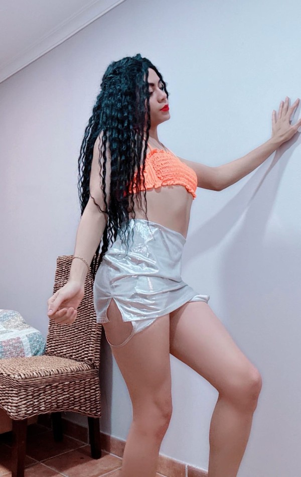 NOVEDAD ATENCIÓN RICA COLOMBIANA REAL CALIENTE POLLONA DISPONIBLE EN VIGO