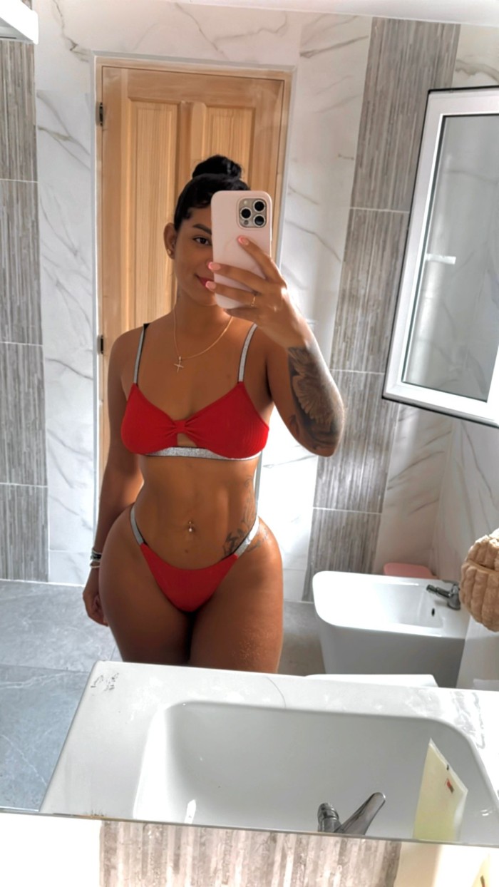 Jovencita recién llegada