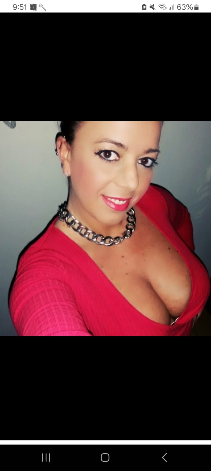 Gallega! Disponible de lunes a viernes.