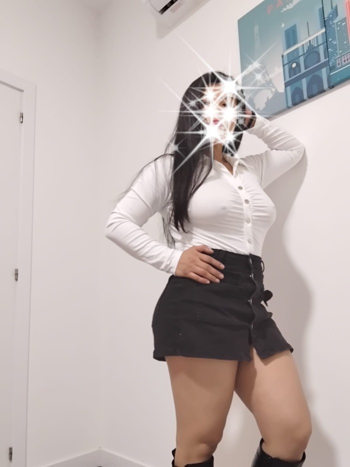 PAOLA, CACHONDA Y FOGOSA PERUANA EN MADRID