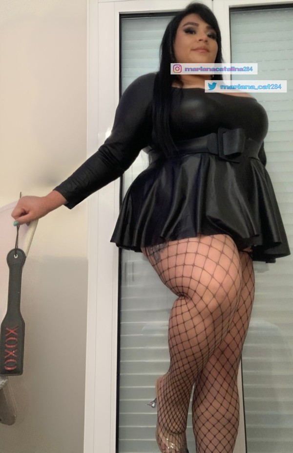 BDSM CLASS … Unos días por Madrid DominaLola