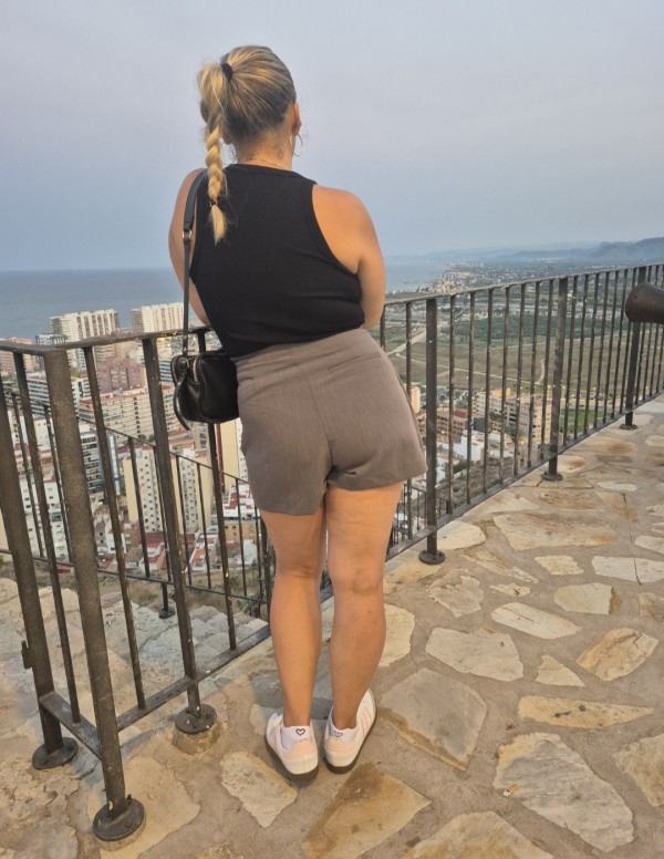 Comparto esposa con chico