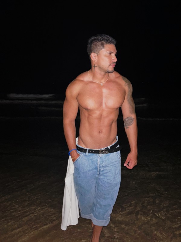 Marlon XXL moreno venezolano