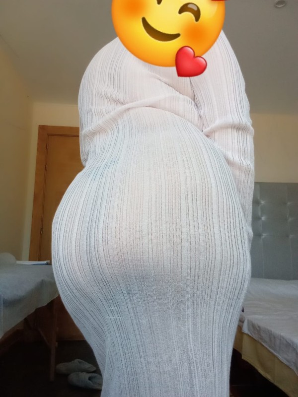 24H DIOSA DEL AMOR SEXUAL APARTAMENTO CON PARKING PRIVA