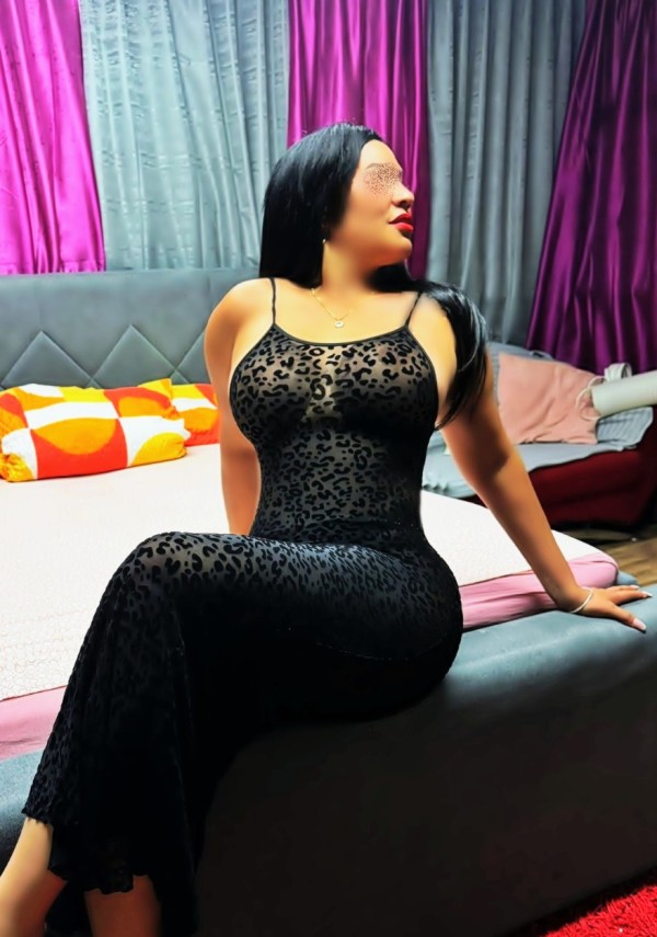 Lorena, cubana de puro fuego con ganas de jugar nueva en Calafell