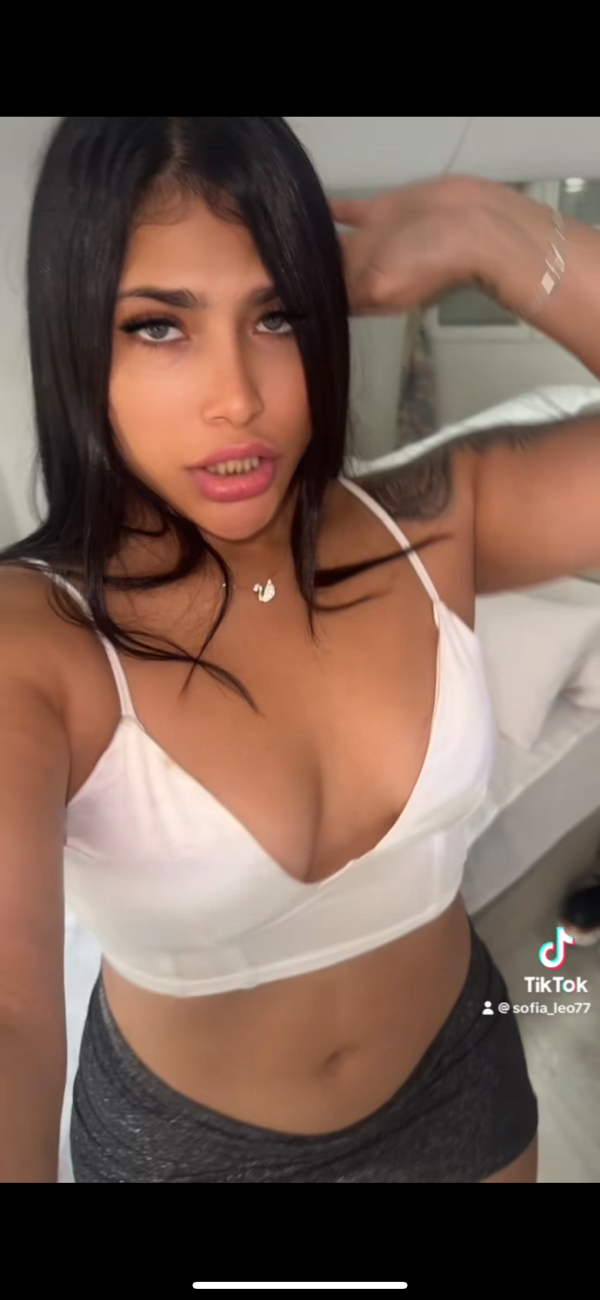 Fiestera,anal, sitio privado en Carrús,, hermosa joven, sitio privado puti