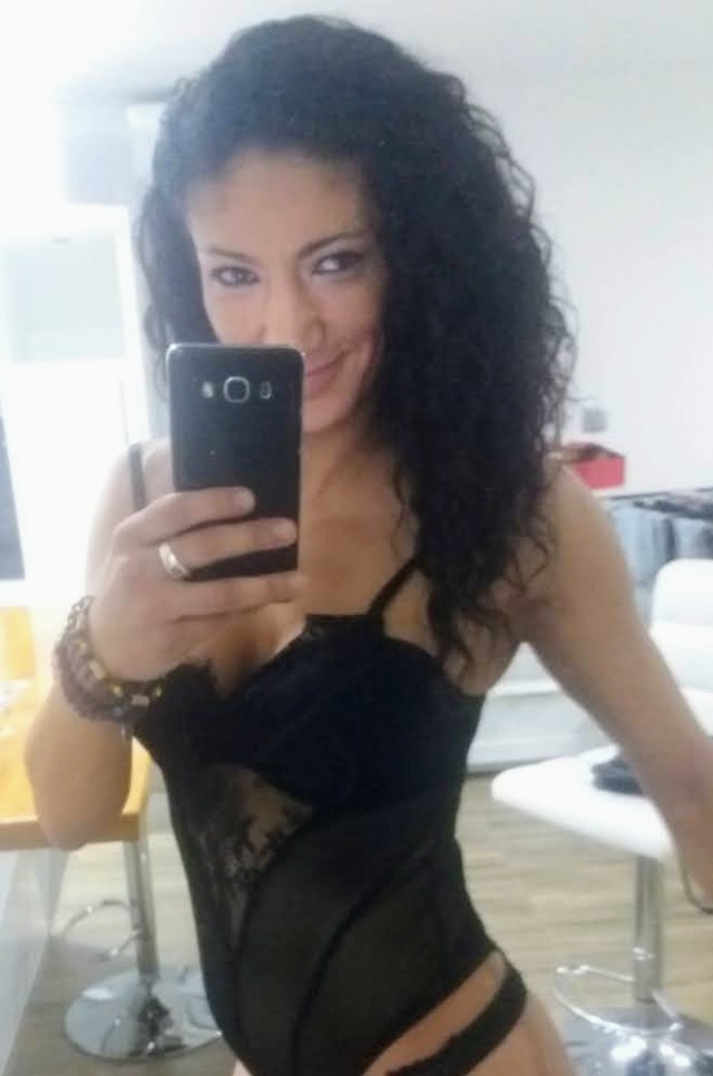 Morenita Pinoso.. también salidas videollamadas