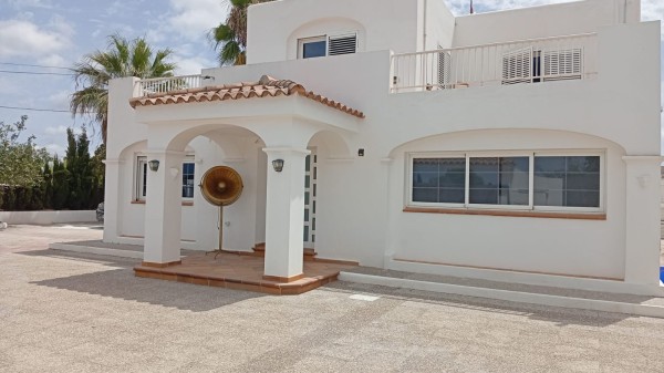 CHICAS – PLAZAS DISPONIBLES