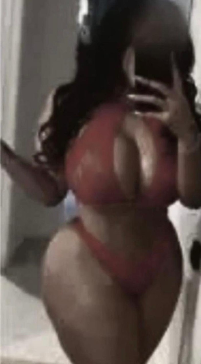 Soy Camila mulata pechugona culaso