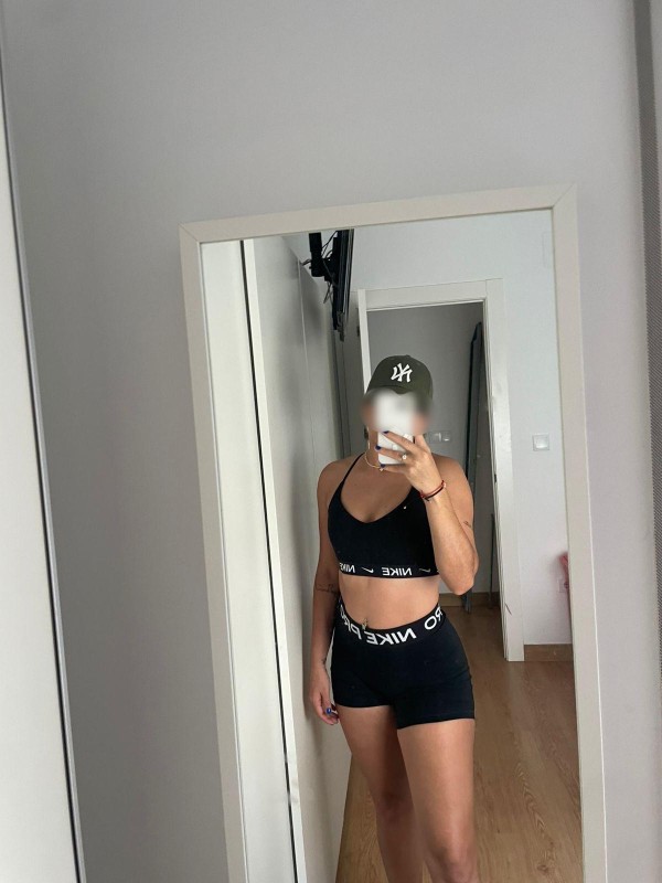 JESSI 24 años, APASIONADA y muy SEDUCTORA…