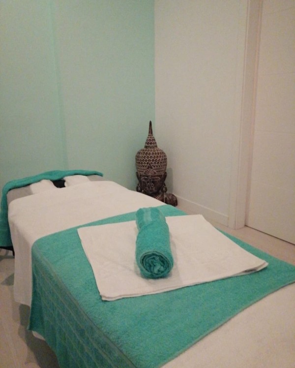 QUIERES DESCONECTAR Y PROBAR ALGO DIFERENTE, SOY UNA MASAJISTA EROTICA SEXY