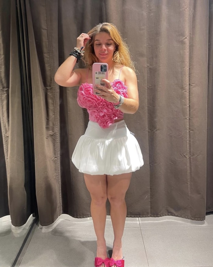 Sofía rubia de infarto soy nueva en esto.. Sofía.