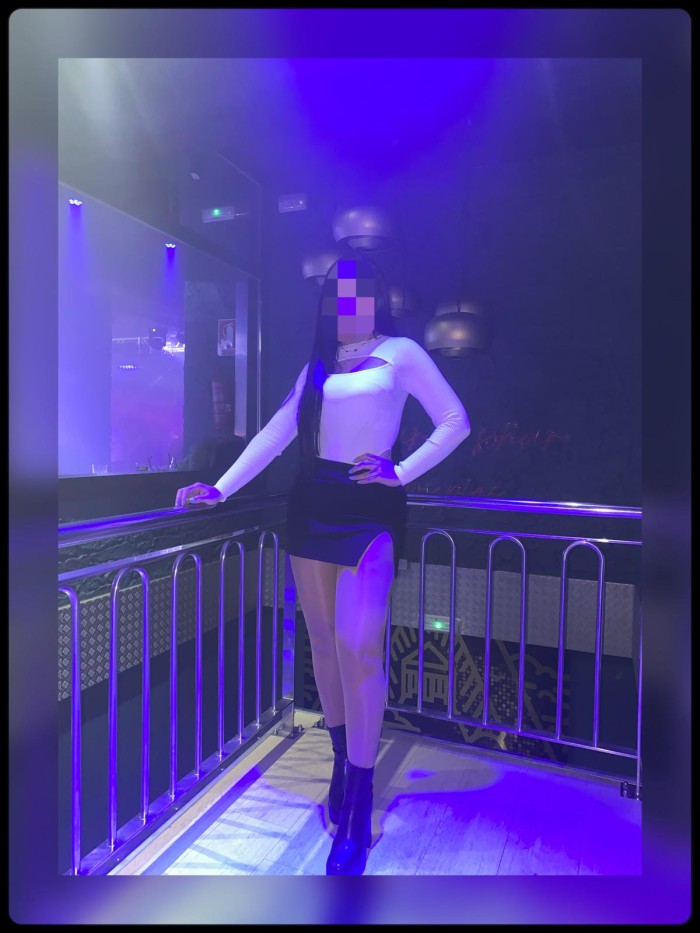 ARDIENTE Y EXHUBERANTE, JOVENCITA EN MADRID!!