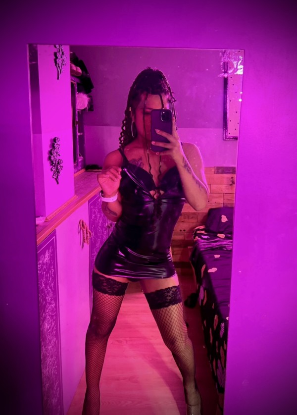 SAMANTHA , NOVEDAD / TRANS RECIÉN LLEGADA A LA ZONA DE Bilbao / ACT & PAS