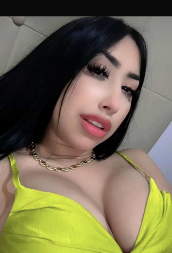 Reci茅n llegada ex贸tica putica fiestera activa y pasiva