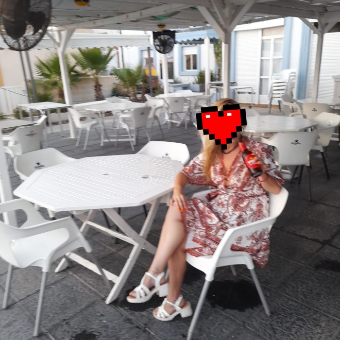 CARMEN TU MASAJISTA ESPAÑOLA CON MANOS DE ANGEL