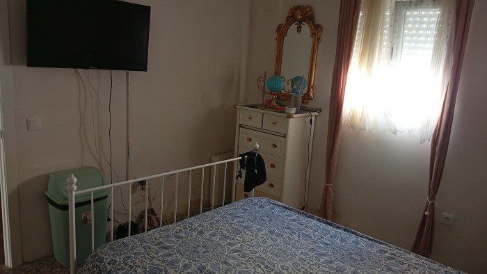 Se alquila habitación por horas en Castellón de la