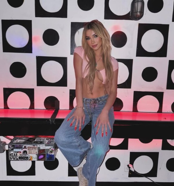 NOVEDAD  KARLA DIVERTIDA EXTROVERTIDA Y CARIÑOSA VEN A DISFRUTAR